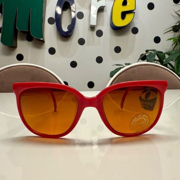 True Vintage 1970s Deadstock Large Cherry Red Amber Lens Sunglasses main image 6